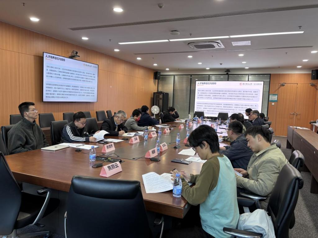 數(shù)統(tǒng)學(xué)院赴深圳高校開展調(diào)研，深化合作共謀“十五五”與訪企拓崗新篇章